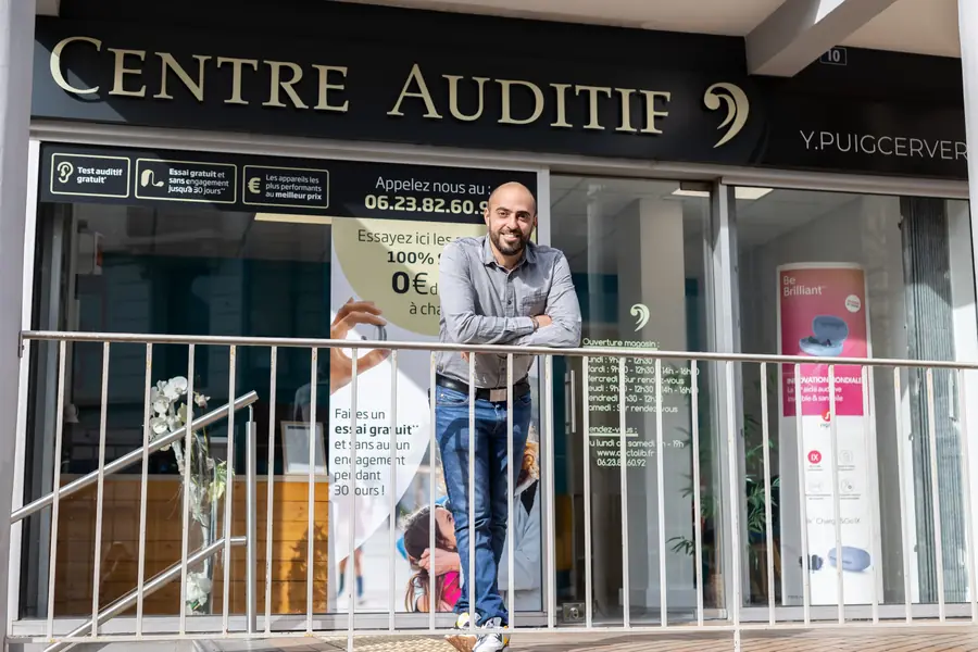 Devanture du Centre Auditif Puigcerver à Hyères